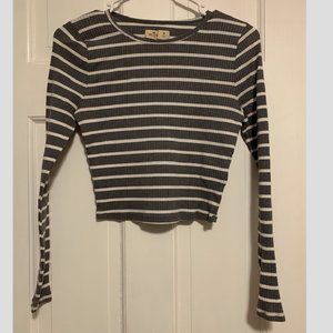 Hollister Girl's Long Sleeve Crop Top